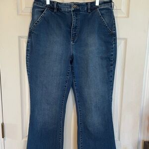 Duluth Trading Size 12x31 Classic Blue Women's Jeans